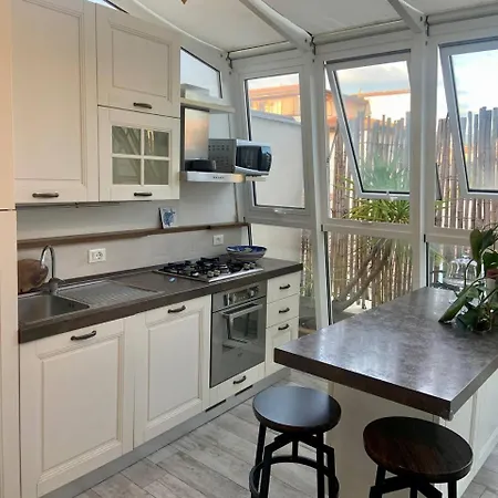 Aleri - Zona Pedonale Apartman *